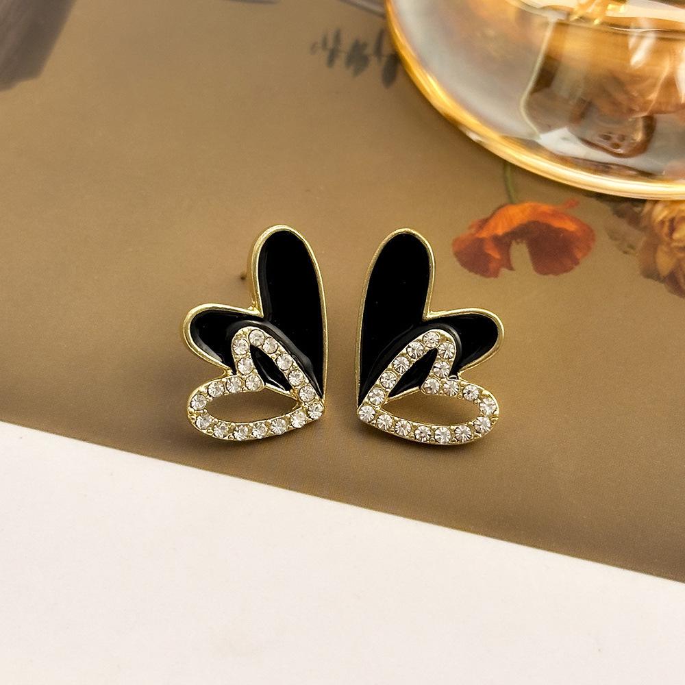 Elegant Black Diamond Silver Needle Earrings: High-End, Fashionable, Versatile Luxury