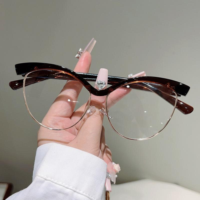 Vintage Eyebrow Cat Eye Anti Blue Light Optical Glasses Big Frame Women Luxury Myopia Customize Prescription Eye Glasses Frames