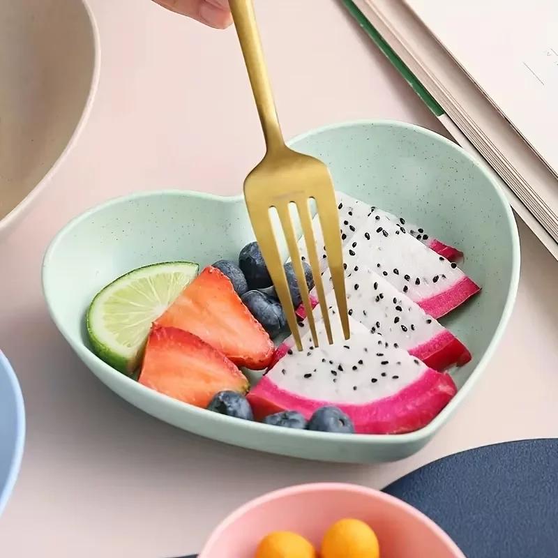 5Pcs Creative Color Heart Shaped Plate Wheat Straw Household Living Room Fruit Dim Sum Plate Fashionable Children Tableware