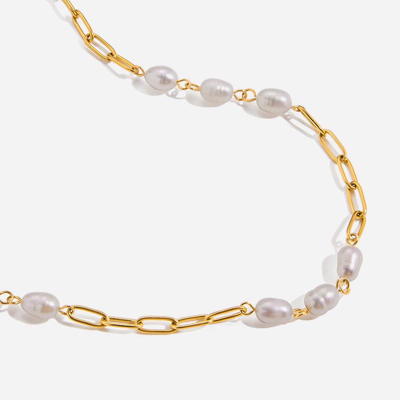 Design Elegant and Elegant 18K Gold, Freshwater Pearl Necklace Versatile Jewelry