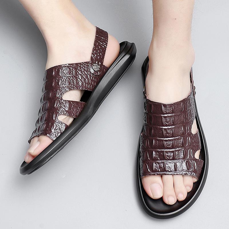 Fashion Summer Beach Shoes Crocodile Pattern Sandals High Quality  Leather Non-slip Men Slippers Breathable Two Uses Men's sandals Shoes