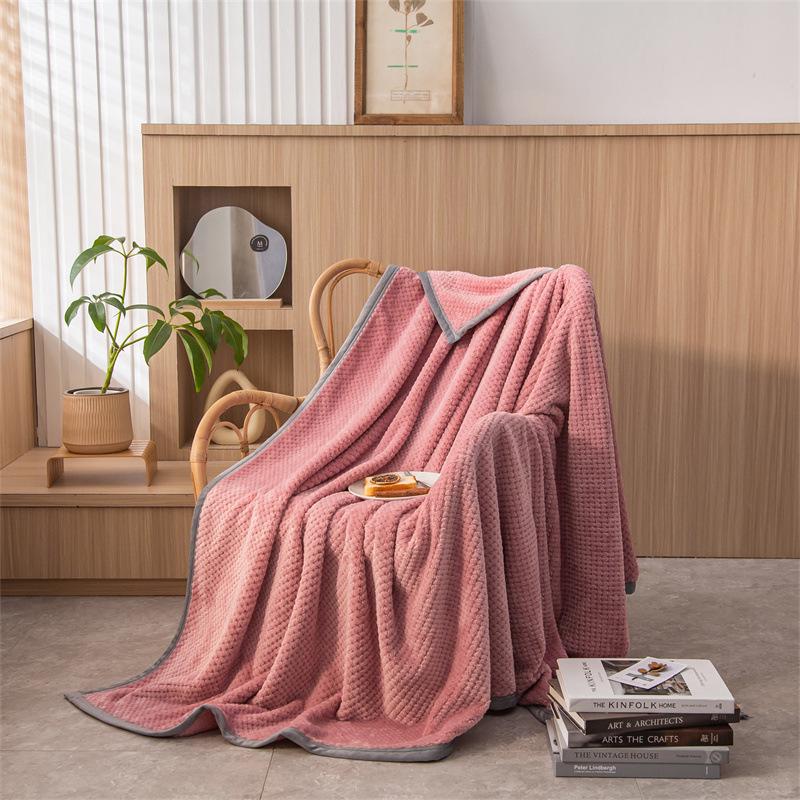 Velvet Coral Fleece Blanket for Baby, Nap, Sofa, and Bed - Pineapple Grid Design