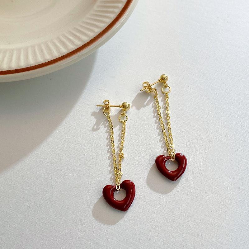 Eco-Conscious Red Heart Chain Tassel Earrings: High-End, Light Luxury Design for Women
