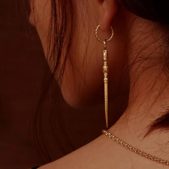 Gladius earrings_L