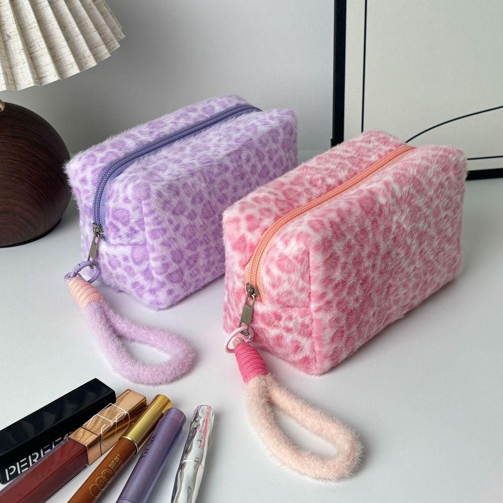 Large Capacity Plush Cosmetic Bag Leopard Print Pattern Travel Cosmetic Case Cosmetics Storage