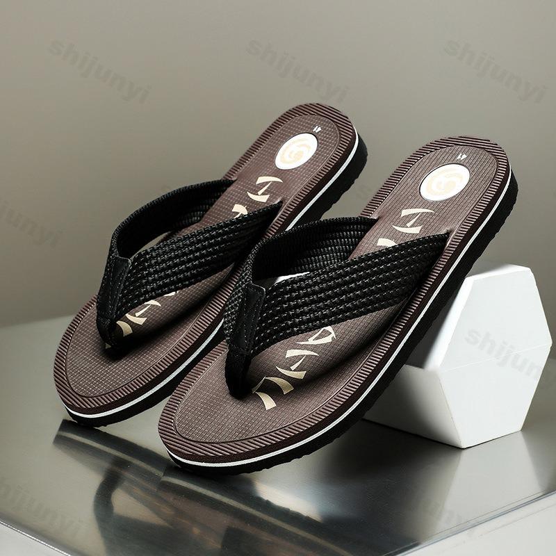 Fashion Men Slippers Outdoor Flip Flops 2025 Summer Flat Shoes Non-slip Fashion Soft Trendy Open Toe Home Breathable Men Beach Slippers