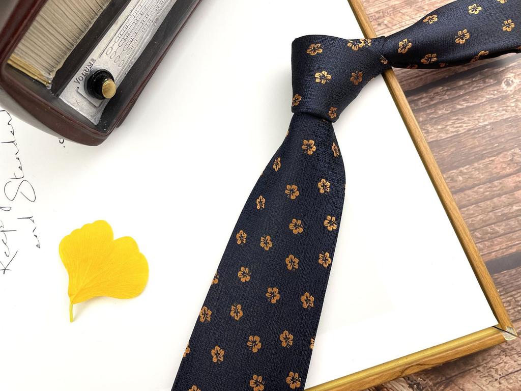Men'S Retro Tie Dark Red Pattern British 8Cm High-End Formal Dress Casual, Professional Business Striped Wedding Tide