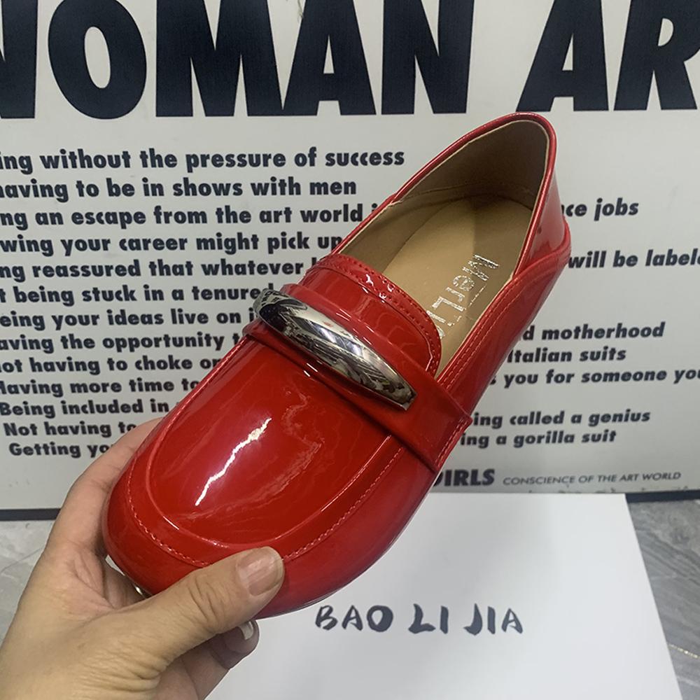 Women Flat Shoes Plus Size Causal Women Loafers Antislip Female Mullers Patent Leather Designer Women Shoes