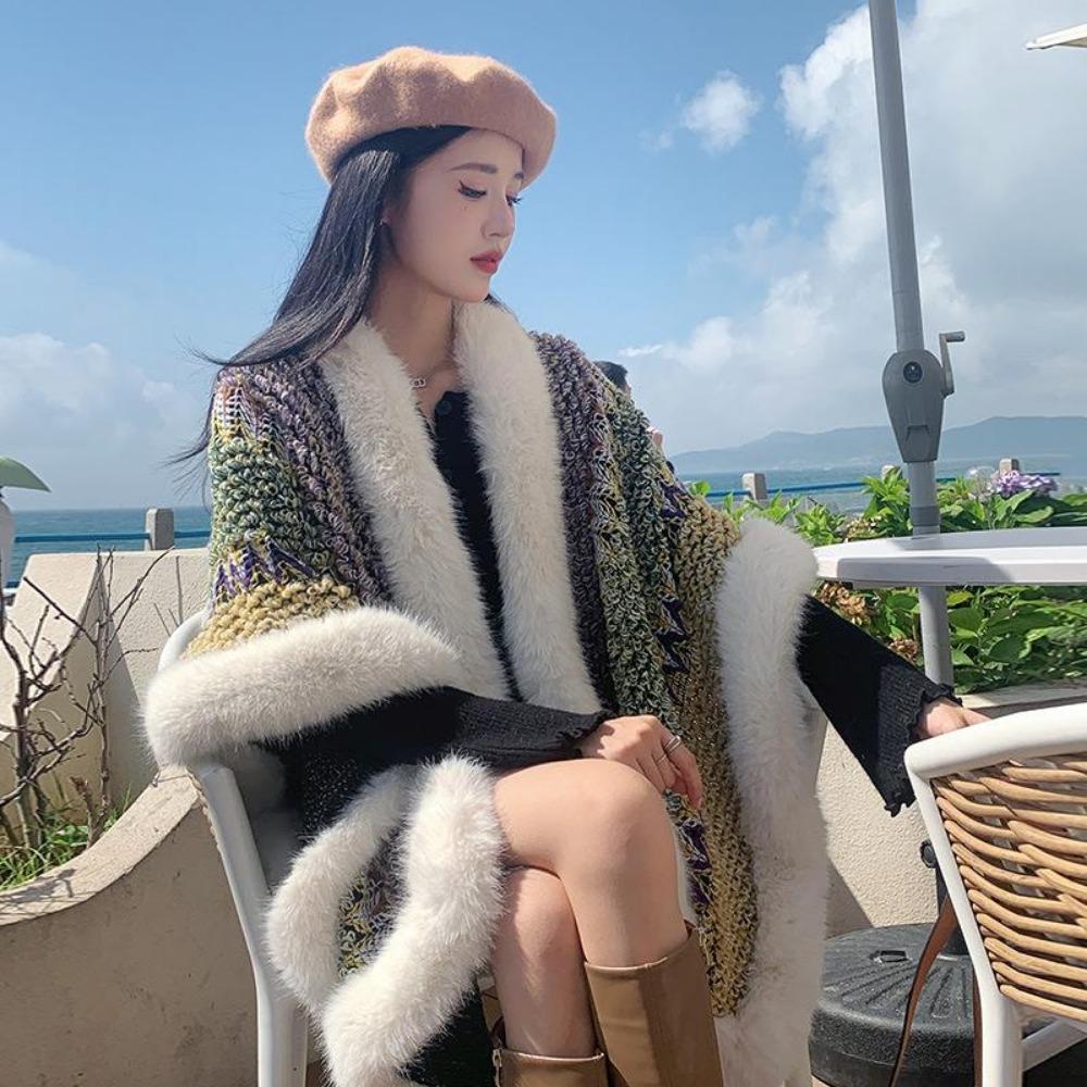 Schal im ethnischen Stil mit großem Pelzkragen und Reisekleidung für Damen im Herbst und Winter, warme Strickjacke, Cape-Schal, Flut