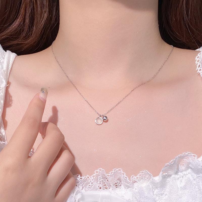 Kreisförmige Imitations-Katzenaugen-Halskette für weibliche Mode-Nische, cool und schlicht für den Alltag, vielseitige Schlüsselbeinkette