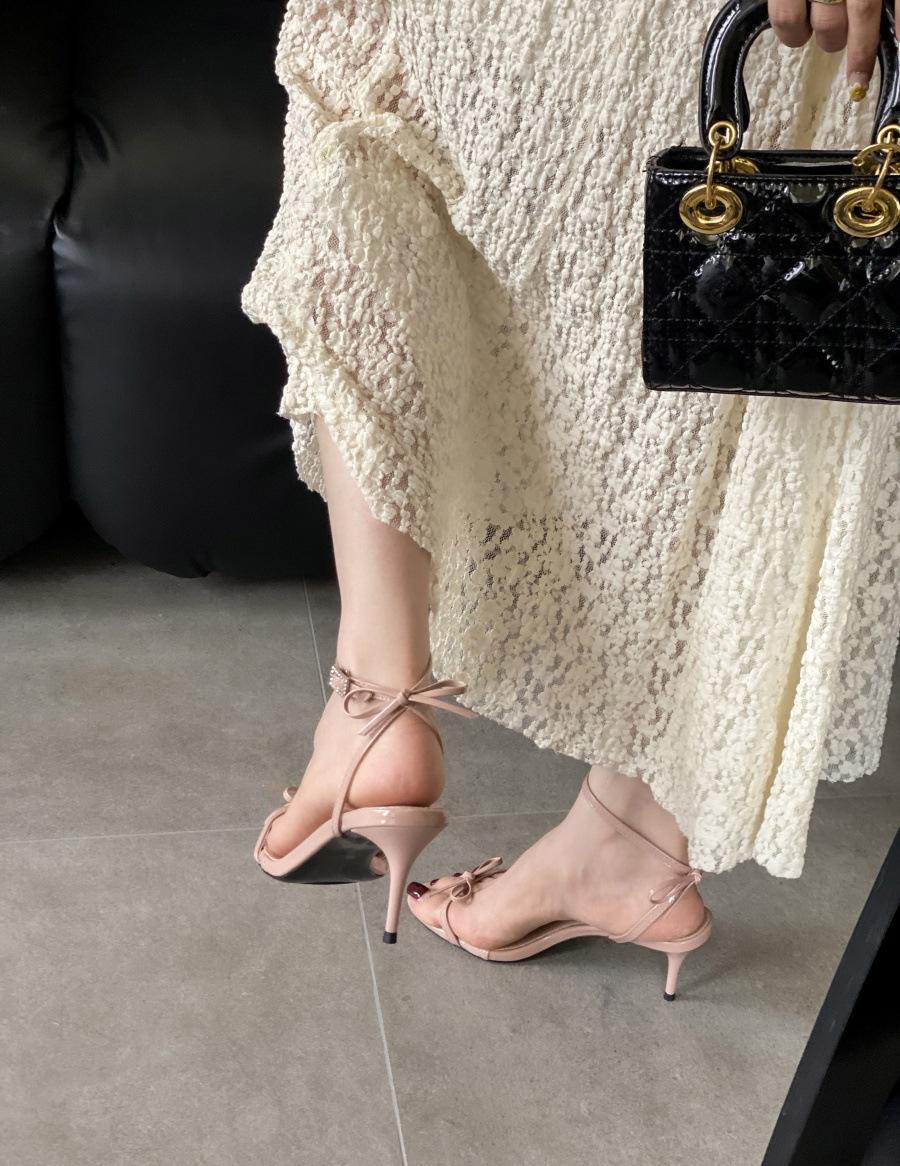 

2025 spring new round head thin heel high heel temperament thin French fashion sexy beauty open-toed women s sandals 39