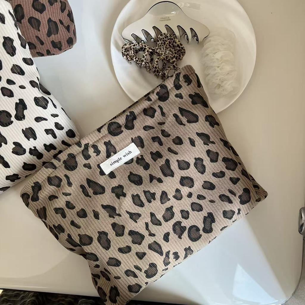 Vintage Corduroy Leopard Print Cosmetic Bag for Girl Female Large Women's Clutch Makeup Organizer Handbag Fashion Toiletry Case