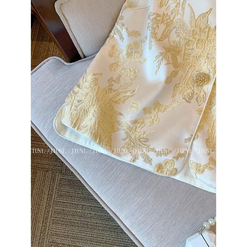 2025 New High-end Temperament Vest Short Top Gold Jacquard Spring and Autumn Vest