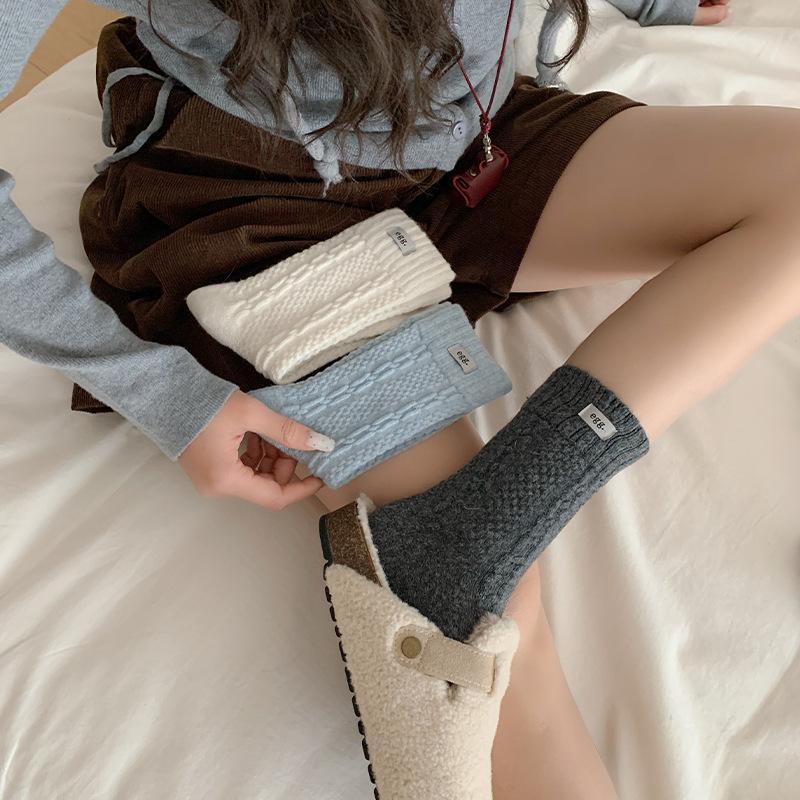 Cloth Label Wool Socks, Women's Mid-calf Socks, Autumn and Winter Linen Pattern Boneless Pile Socks, Women's Warmth