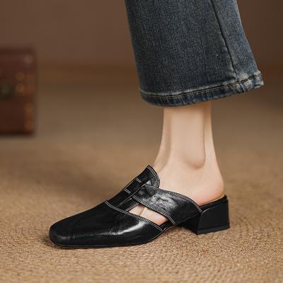 Mode NEU Sommer Damen Pantoletten Echtes Leder Schuhe für Damen Geschlossene Zehenpartie Klobiger Absatz Pantoletten Spitze Zehenpartie Slingback Blume Schwarz Sandalen