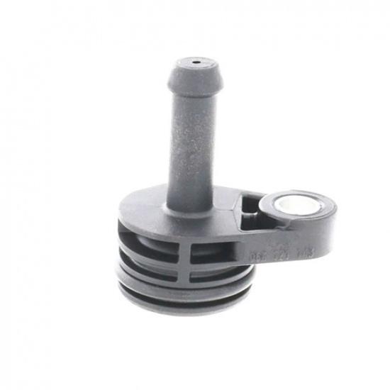 Engine Coolant Hose Connector for Porsche Cayenne 2.0T E-Hybrid -2024