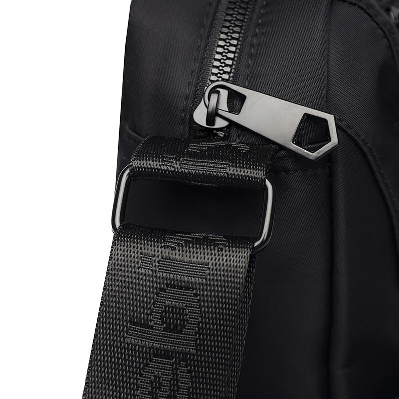Men's Oxford Shoulder Bag Commuter Lightweight Crossbody Nylon Bag