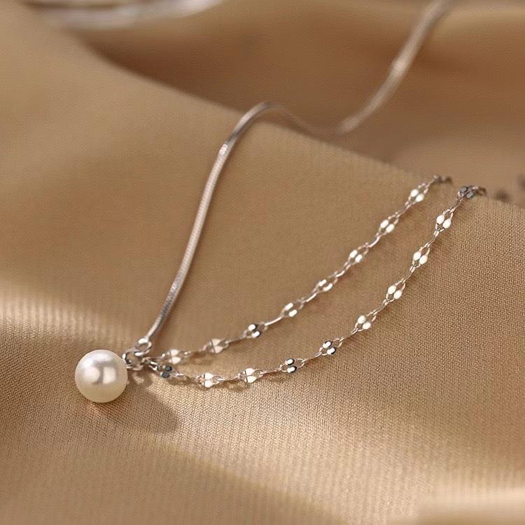 Pearl Necklace Women'S Personality Neck Chain Lamp Luxury Niche Design Pendant Clavicle Chain Birthday Gift Jewelry