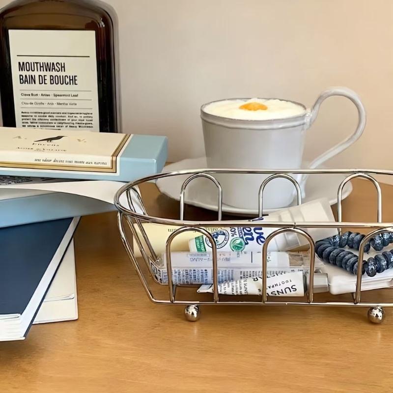 Multifunctional Decorative Metal Wire Basket For Kitchen Countertop Desk Organizer And Fruit Vegetable Drainer