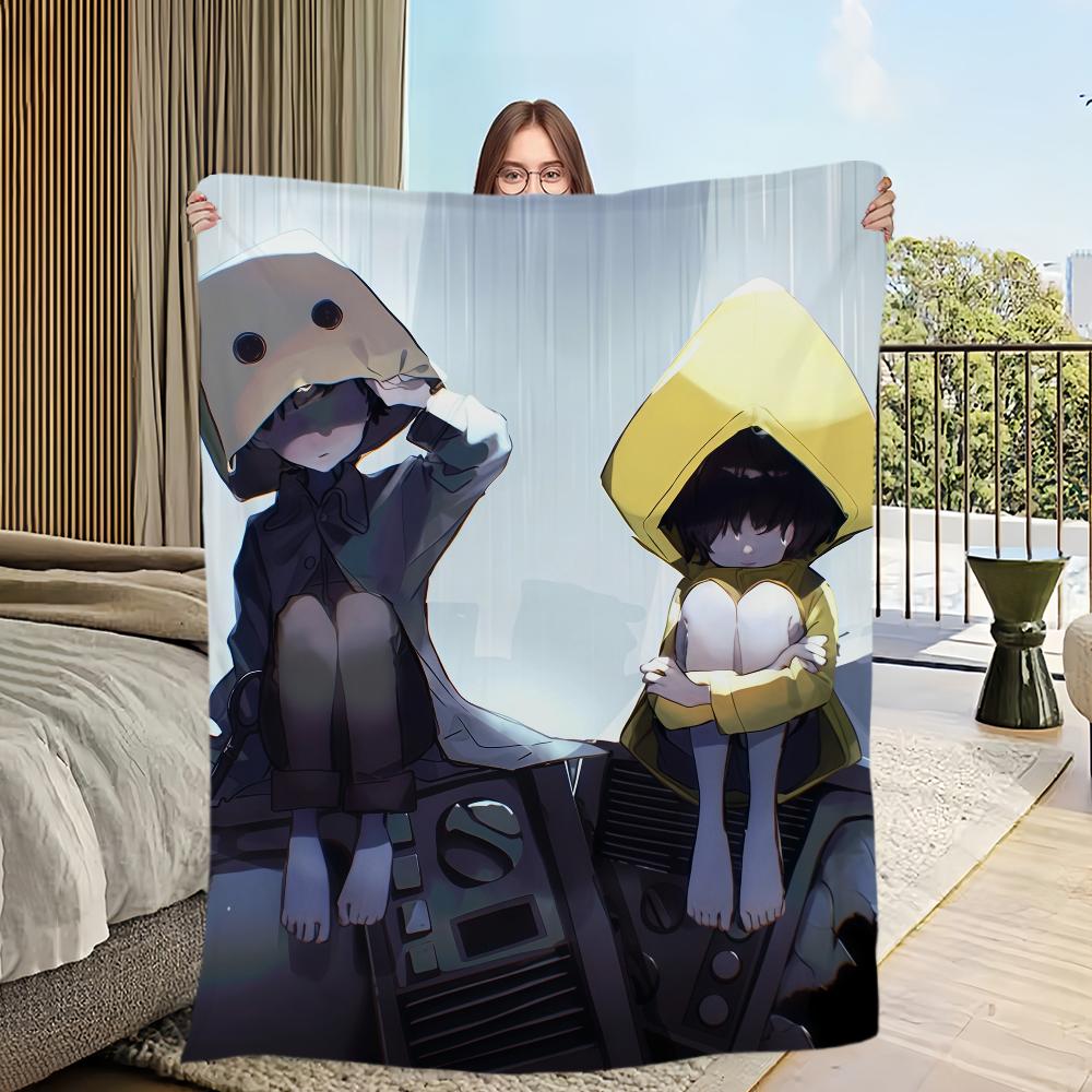 שמיכת משחק L-Little N-Nightmares III רכה ונוחה קטיפתית מתאימה לסלון, למשרד, לחדר השינה, ליום הולדת, למתנה לילד לבית