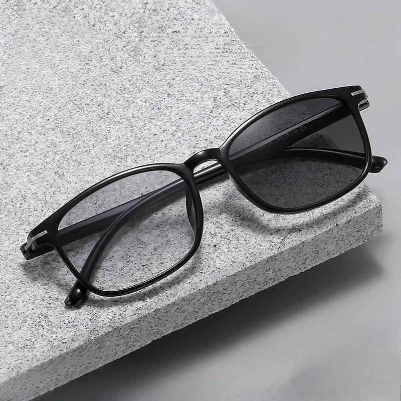 Unisex New Fashion Square Frame Photochromic Presbyopia Sunglasses 2 In 1 Gradient Color Lenses UV Reading Glasses To +4.0