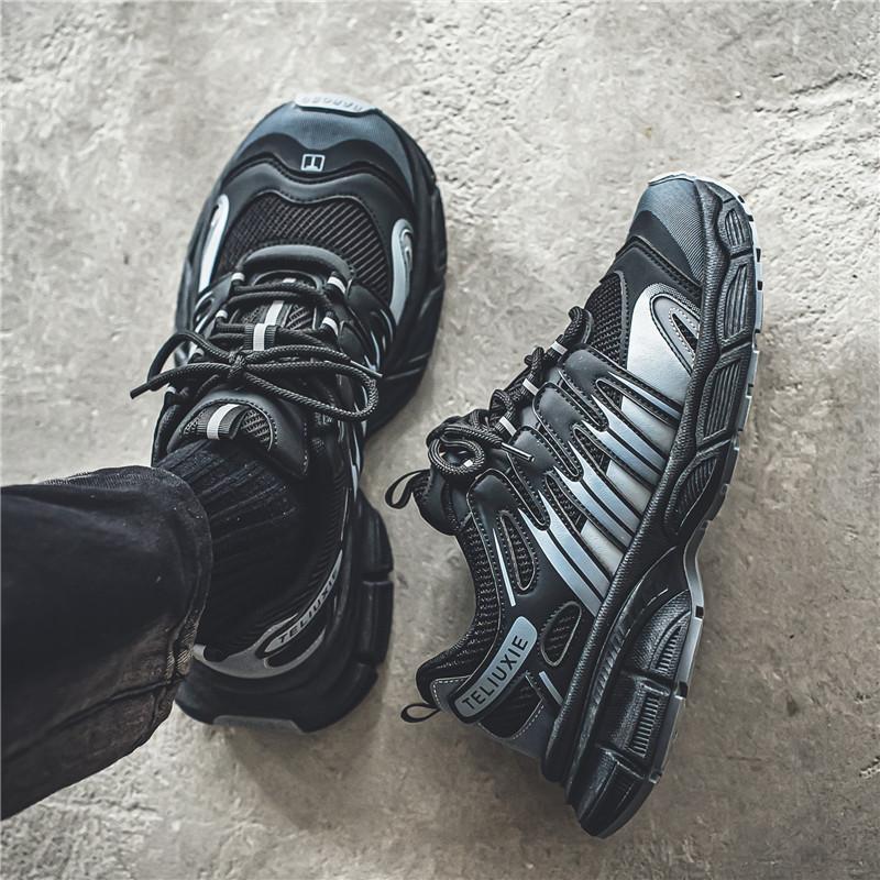 Teenagers Adults Anti Slip Wear-resistant Fashionable Retro Outdoor Thick Soled Running Shoes Sports Shoes Casual Shoes