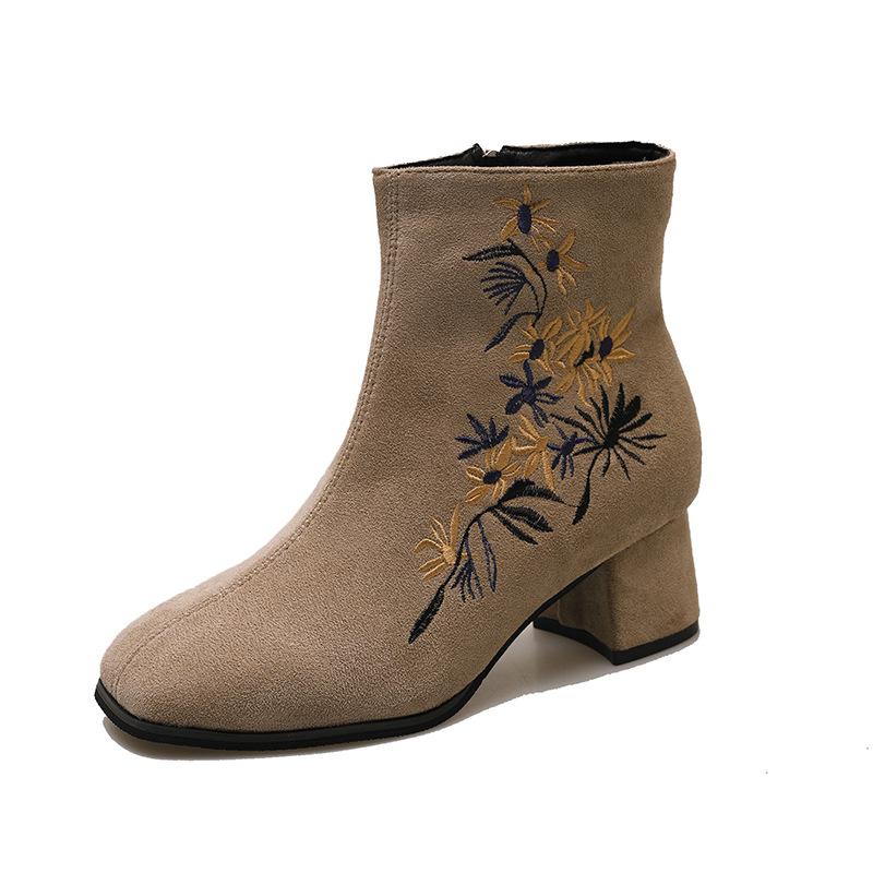 Autumn and Winter Women's Famous Style Martin Boots Women's Round Head Fashion Medium Heel Thick Heel Short Tube Mother Women's Boots