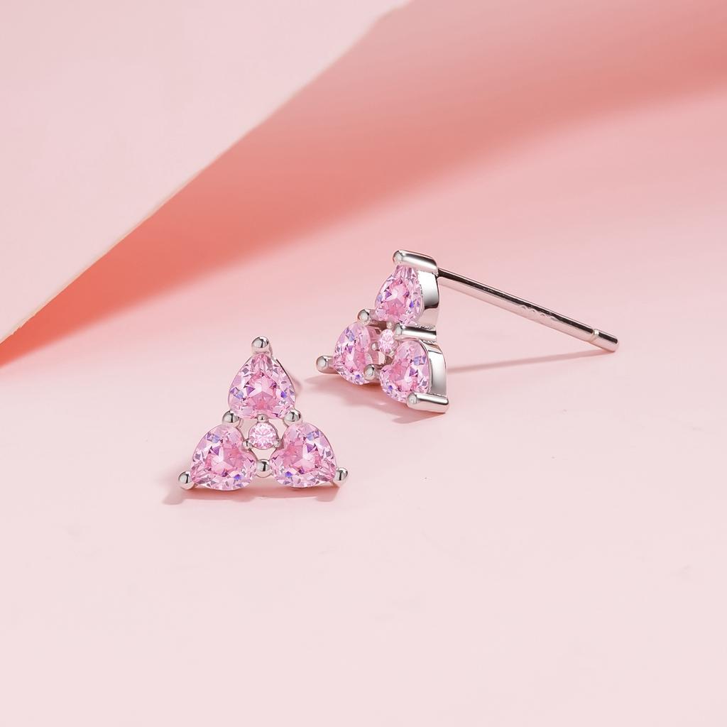 Kolczyki sztyfty Trójkąt Miłość S925 Srebro Modne Różowy Diament Brzoskwiniowe Serce Kolczyki Niszowe Wykwintne Proste Małe Kolczyki
