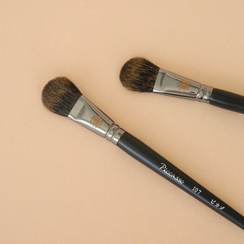Piccasso 107 Blusher New 107 highlighter