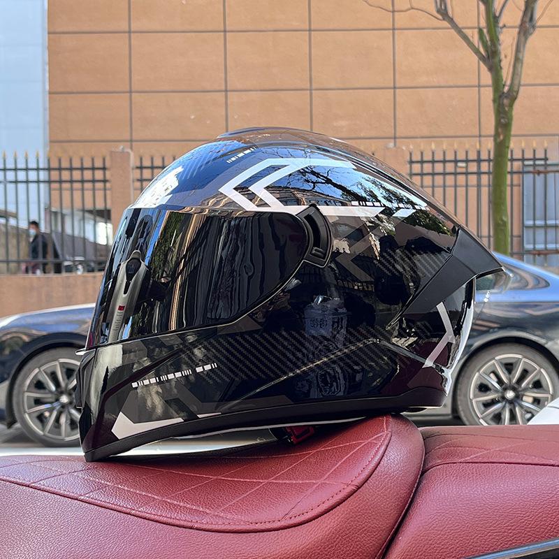 Imitation Street Car Helmet Men's Motorcycle 3C Electric Vehicle Full Helmet Autumn and Winter Knight Double Mirror Riding