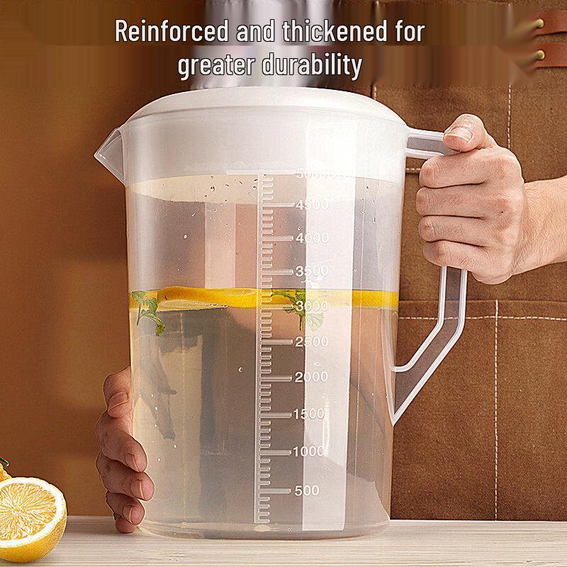 ZISIZ Large Plastic Cold Water Pitcher