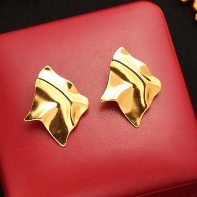 18K Gold-Plated Irregular Stainless Steel Stud Earrings for Women - Trendy, Simple, and Fade-Resistant.