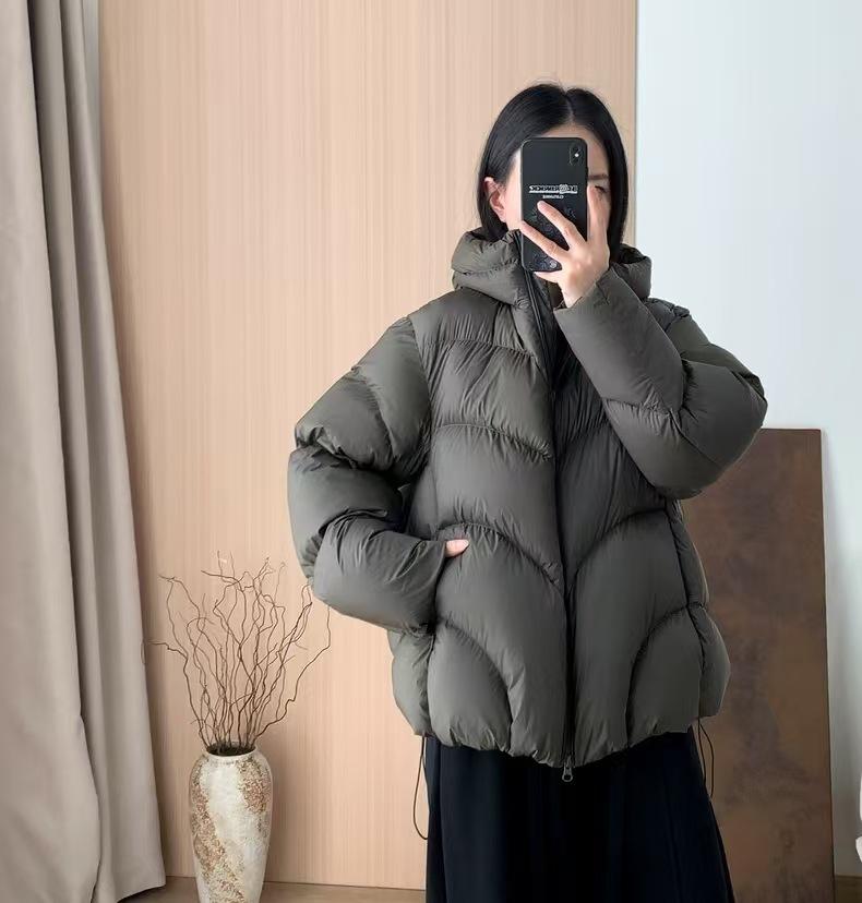 Yu Yan, commoner winter new simple versatile bread warm down jacket puffs loose hooded jacket