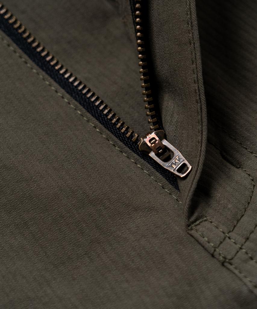 Laellipointeu Seersucker Stripe Chino Pant_Khaki