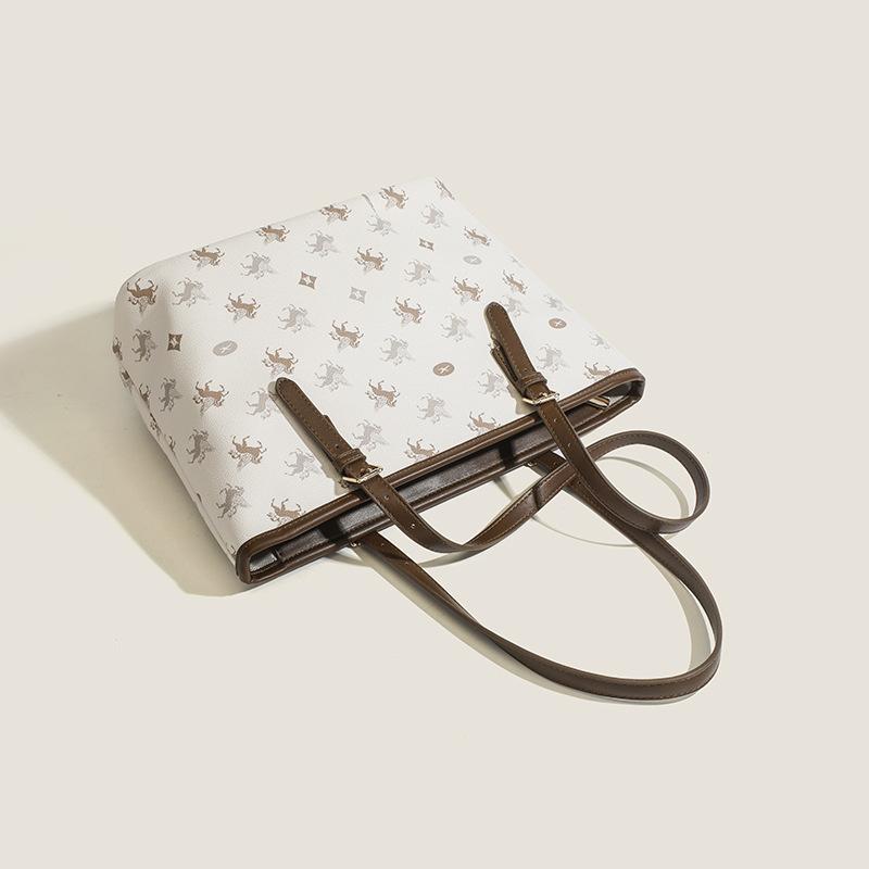 Large Capacity Simple Female Student Handbag New Summer Style Trendy and Versatile Commuter Tote Bag Temperament Shoulder Bag