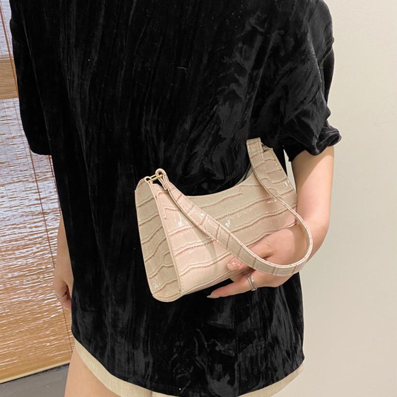 Fashion Pu Leather Bags For Women Alligator Pattern Armpit Handbag Female Compact Underarm Messenger Bag Premium