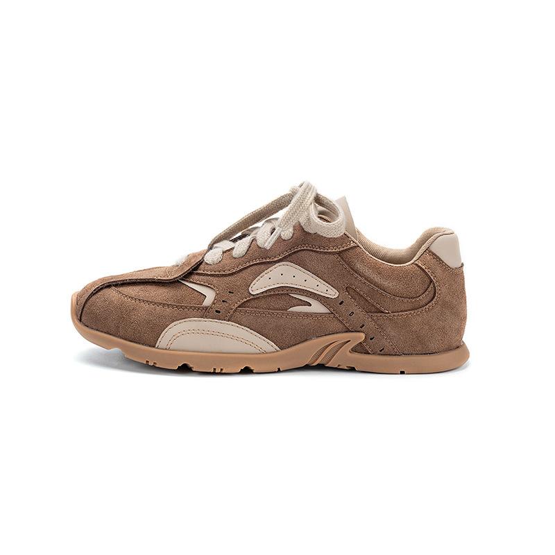 Grape mother's same casual shoes are comfortable and versatile casual little white shoes for women's autumn 2025 flat-bottomed German training shoes 