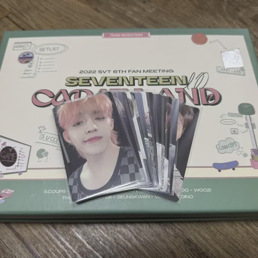 

Seventeen 2022 Carat Land DVD