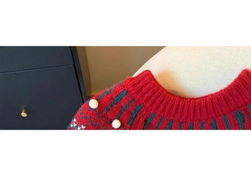 Women's Retro Christmas Sweater: Cozy Milky Fufu Knitwear for Autumn and Winter - Thick, Loose, and Beautifully Designed