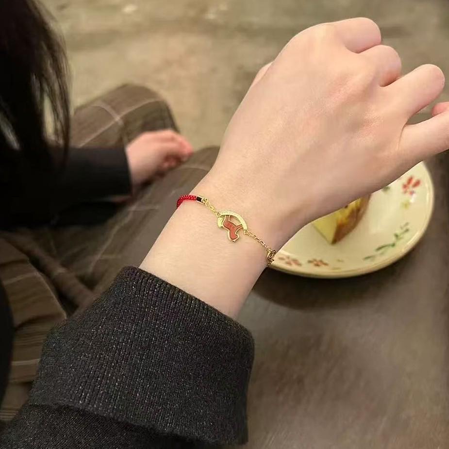 Vergoldetes Sternzeichen-Pferd Rotfaden-Armband zur Anziehung von Reichtum