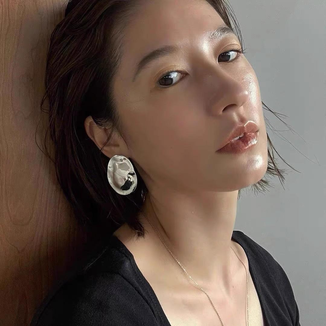 

Ena Matsumoto Chic Irregular Hoop Earrings: Bold Gold & Silver Ear Clips Silver Pierced