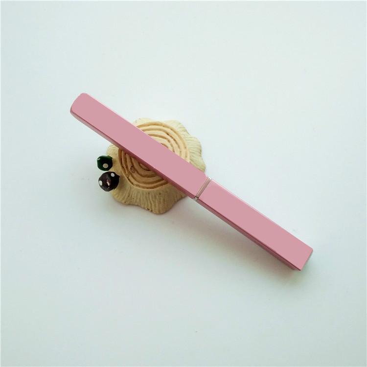 Retractable Lip Brush with Lid - Concealer and Lipstick Makeup Tool Compact