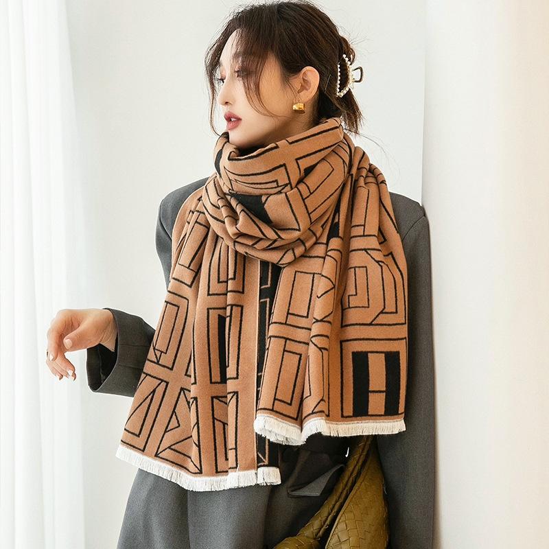 New Korean Style Geometric Warm Scarf for Autumn and Winter  Dual-purpose Air-conditioned Room Shawl for Students Windproof Scarf Outside