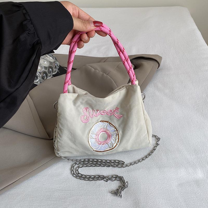 

Korean-Style Donut Embroidered Small Square Crossbody Bag слоновая кость