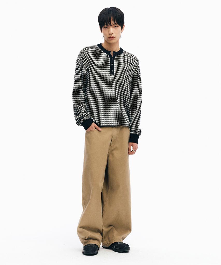 INTEMPOMOOD Pencil Stripe Henley Neck Knit _Black