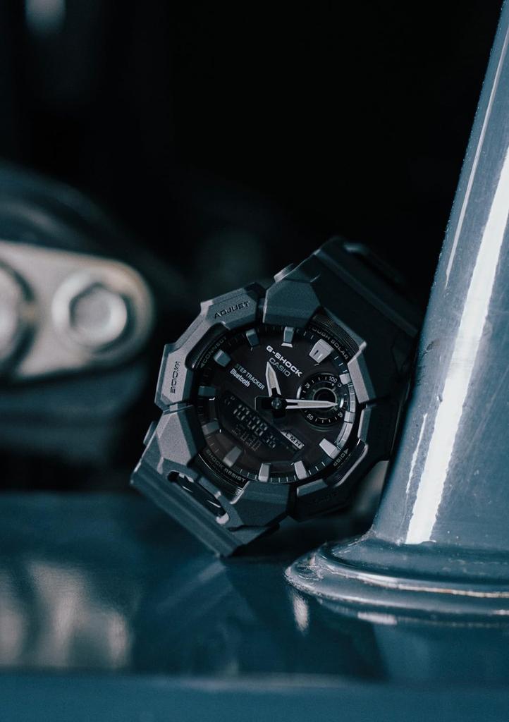 Casio Uhr Ganz Schwarz mit Life Log Robust und Materialien G-Shock GA-B010-1A1JF Herren Messung, Bluetooth, Solar, Umweltfreundlich