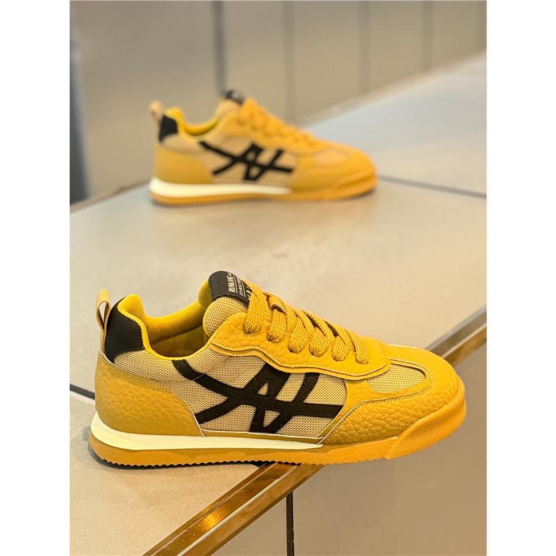 Spring new daily simple board shoes soft sole single shoes light leather surface light Forrest Gump shoes