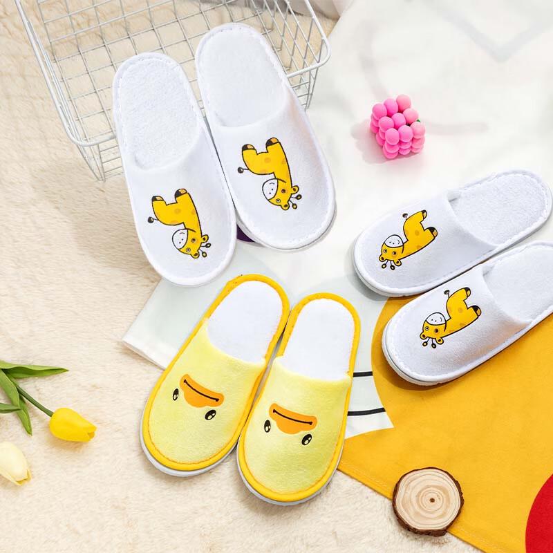 Children s Cartoon Disposable Travel Slippers 22cm