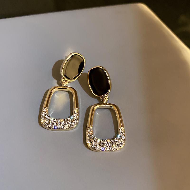 Exquisite Luxury Micro Inlaid Zircon Geometric Square Earrings for Woman 2024 Korean Fashion Zircon Party Girls Unusual Earring
