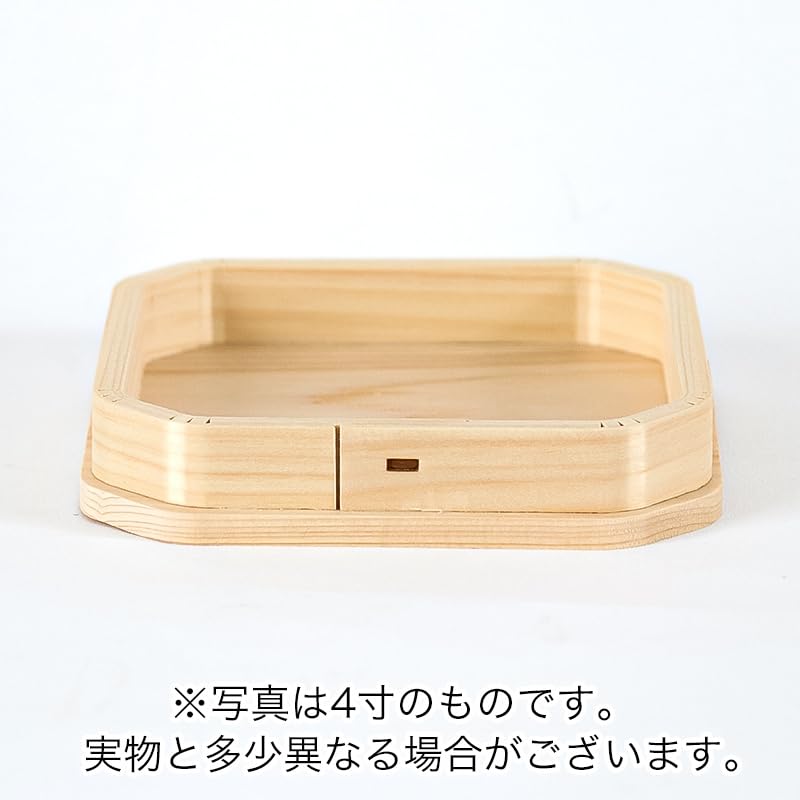 4,0-palcový skladací podnos (cyprus hinoki) na použitie ako sanpo (trojuholníkový oltár), kamidana (svätyňa), kagami mochi (ryžový koláč), obetné dary, oltár, alebo